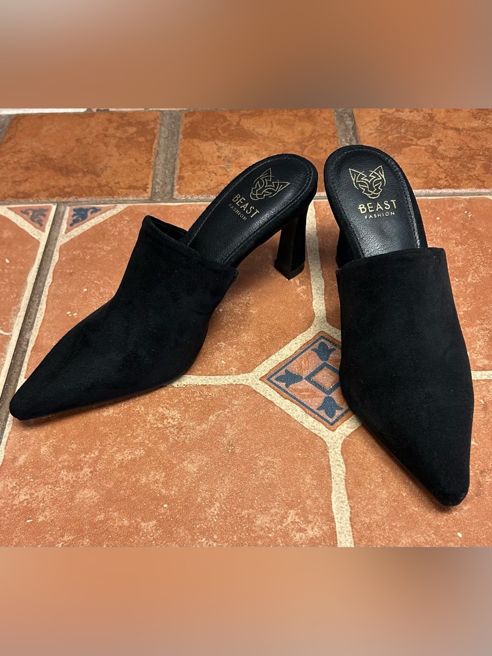 BEAST FASHION Black Suede Block Heel Mules